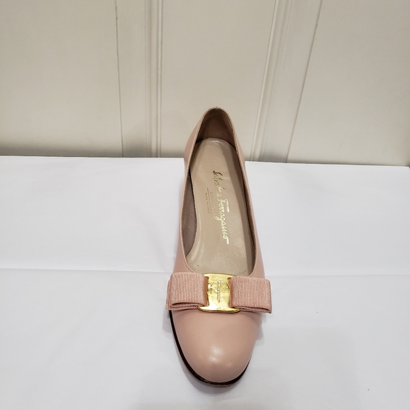 Salvatore Ferragamo Shoes - Picture 8 of 14